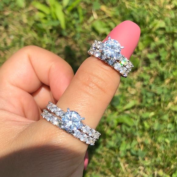 925 Sterling Silver 2 Pieces Wedding Ring Set - Picture 3 of 13